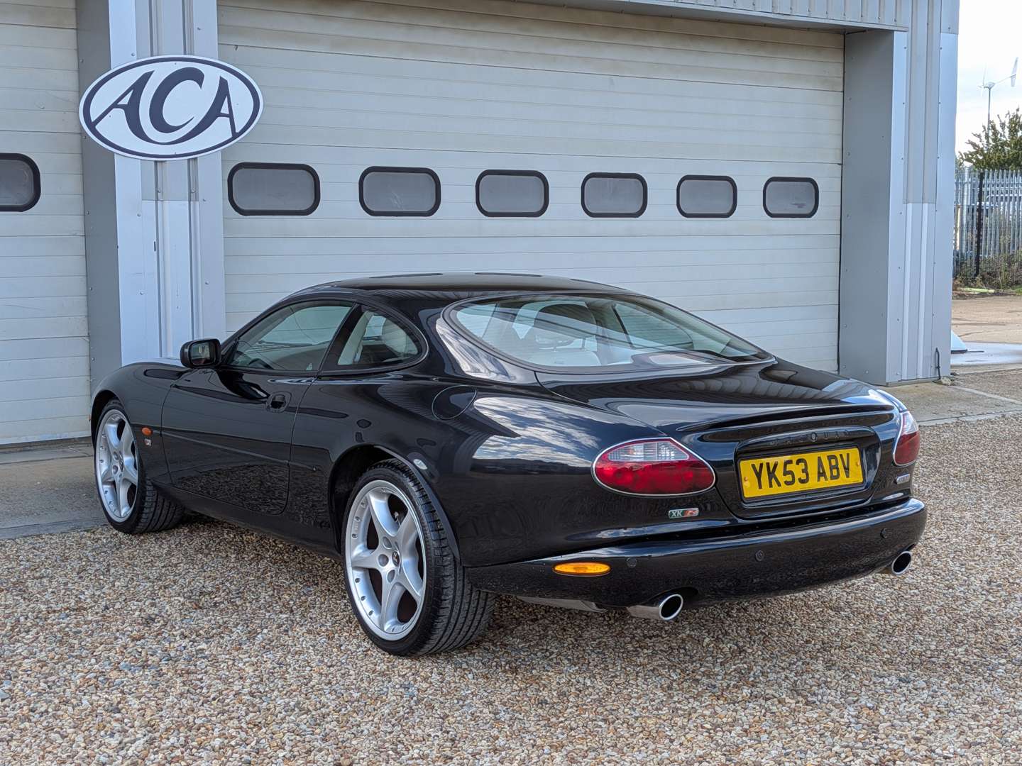<p>2004 JAGUAR XKR</p>