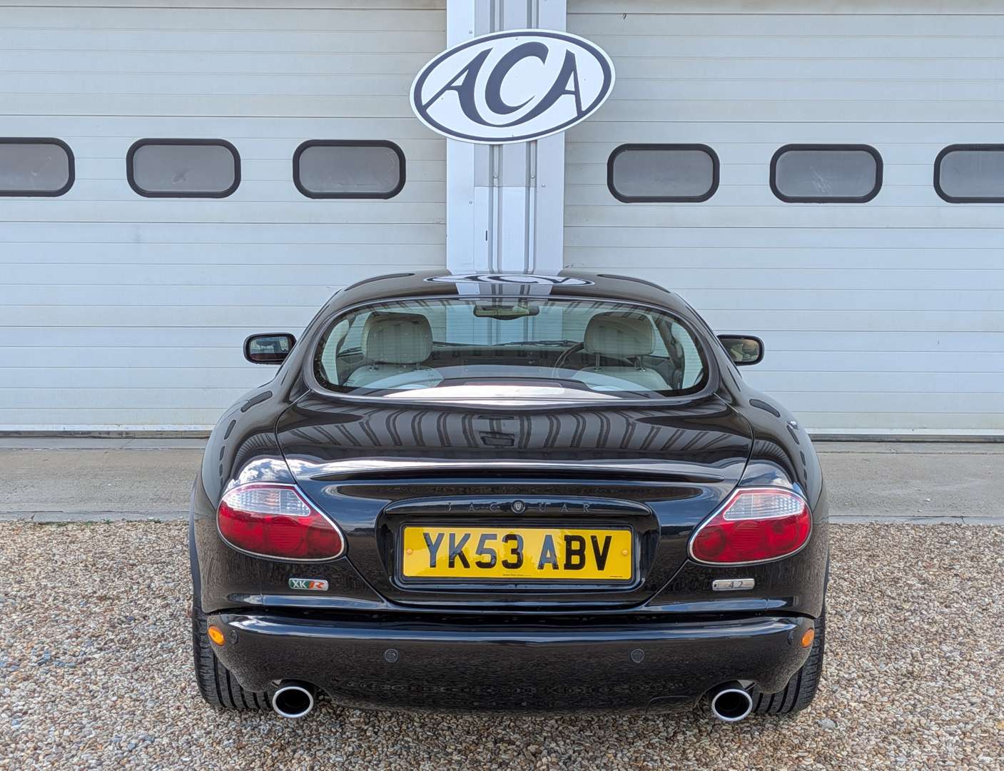 <p>2004 JAGUAR XKR</p>