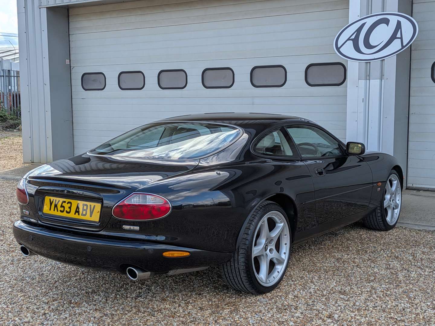 <p>2004 JAGUAR XKR 4.2</p>