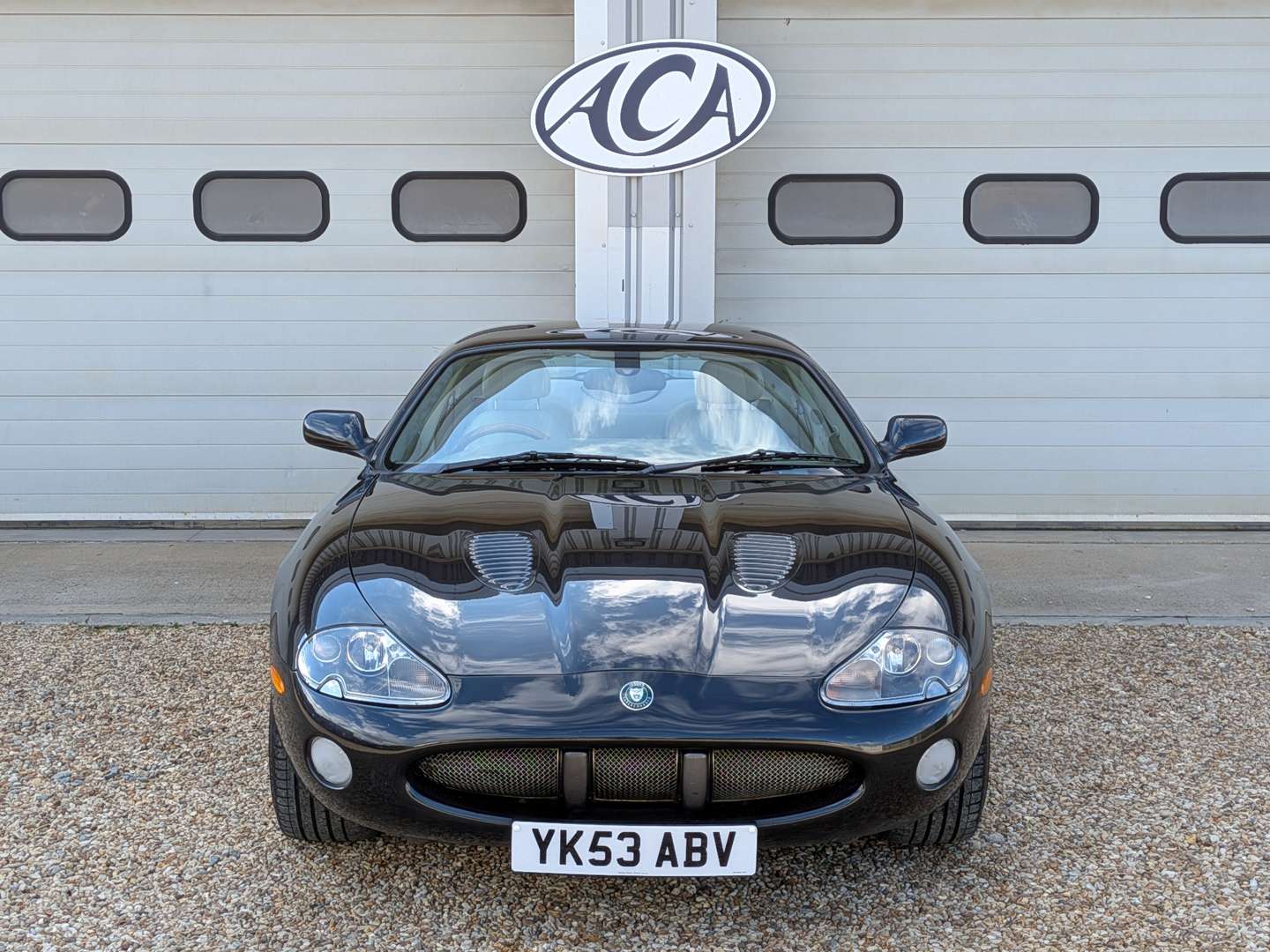 <p>2004 JAGUAR XKR 4.2</p>