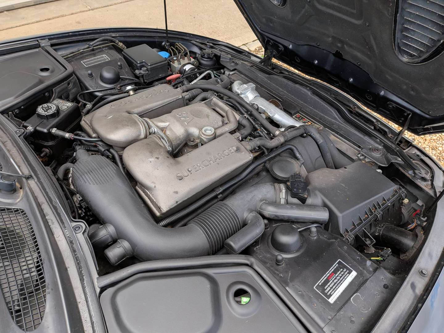 <p>2004 JAGUAR XKR</p>