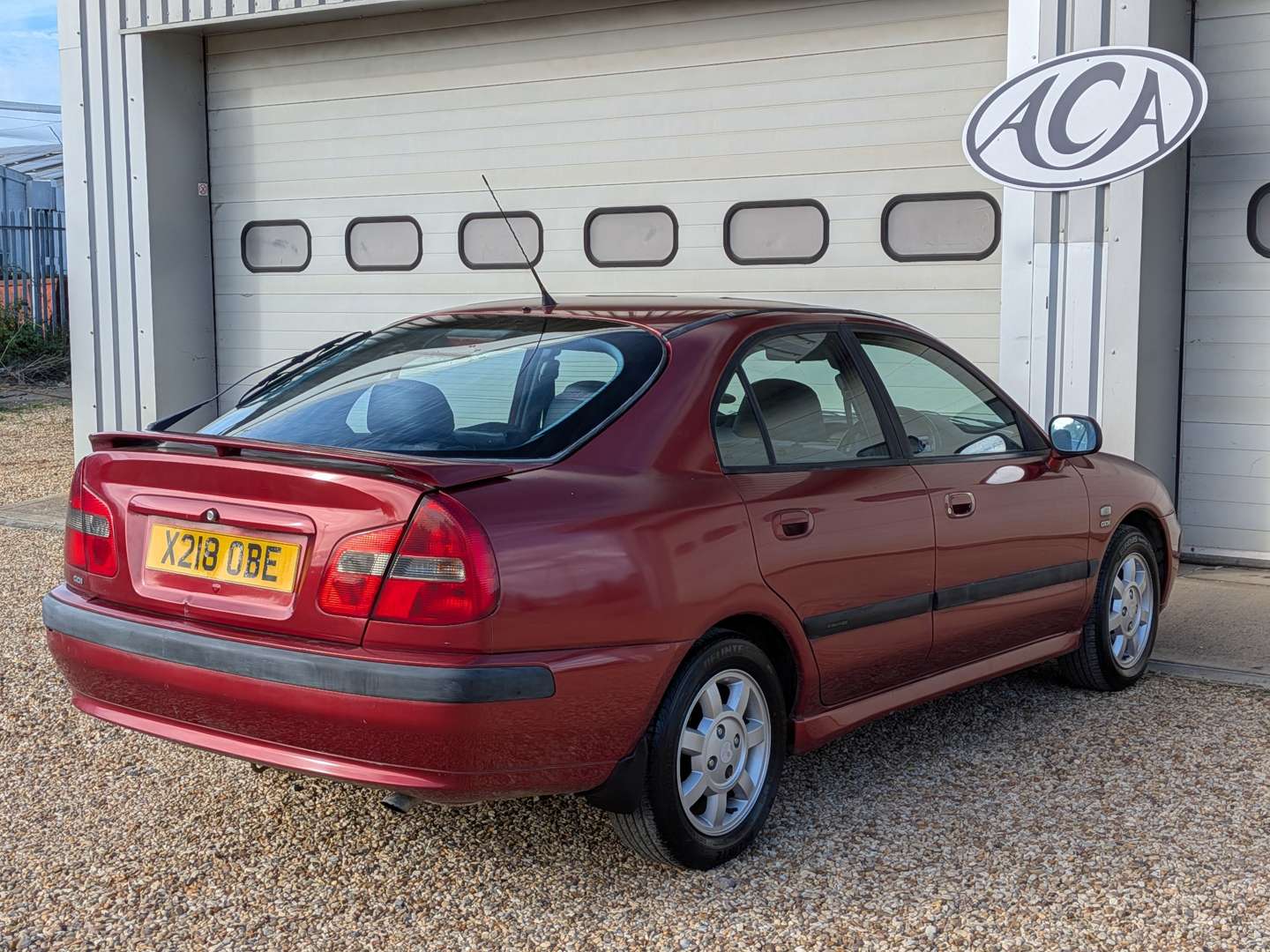 <p>2000 MITSUBISHI CARISMA ELEGANCE GDI</p>