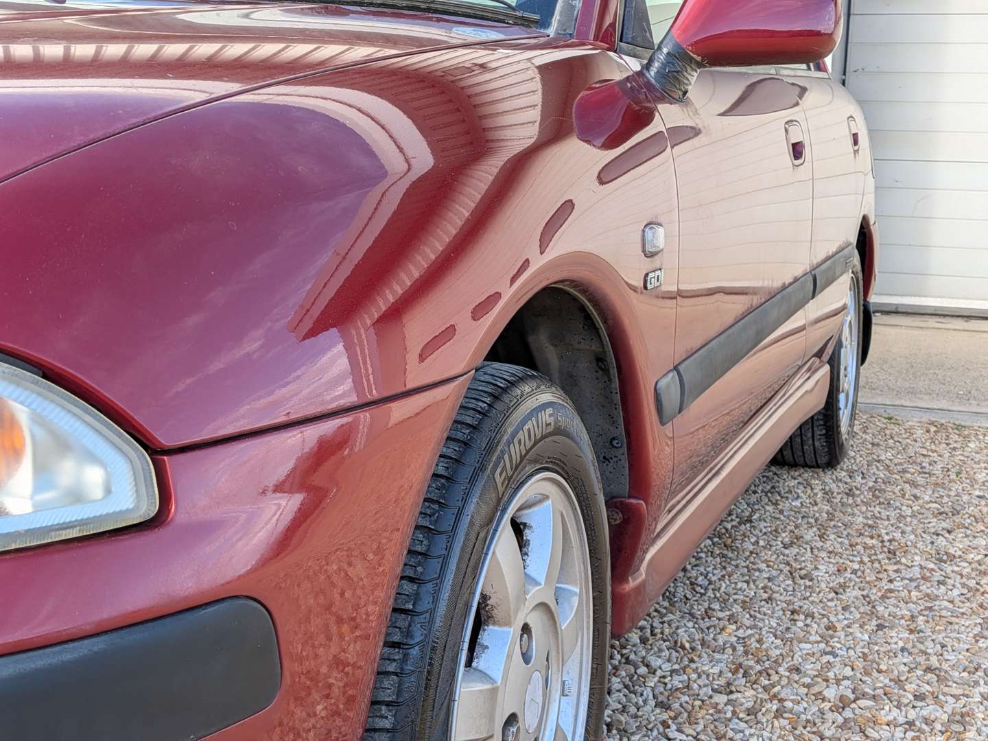 <p>2000 MITSUBISHI CARISMA ELEGANCE GDI</p>