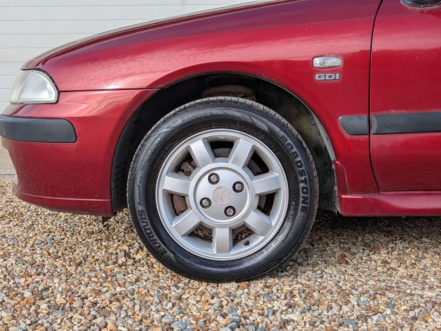 <p>2000 MITSUBISHI CARISMA ELEGANCE GDI</p>