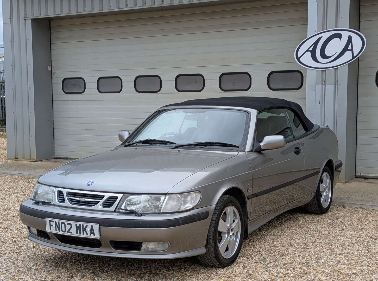 <p>2002 SAAB 9-3 SE TURBO</p>