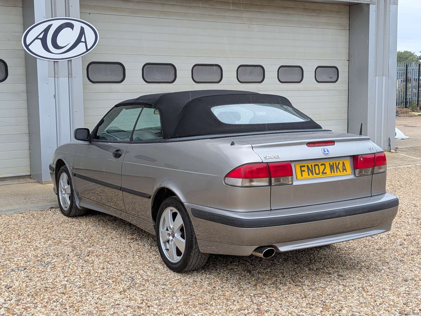 <p>2002 SAAB 9-3 SE TURBO</p>