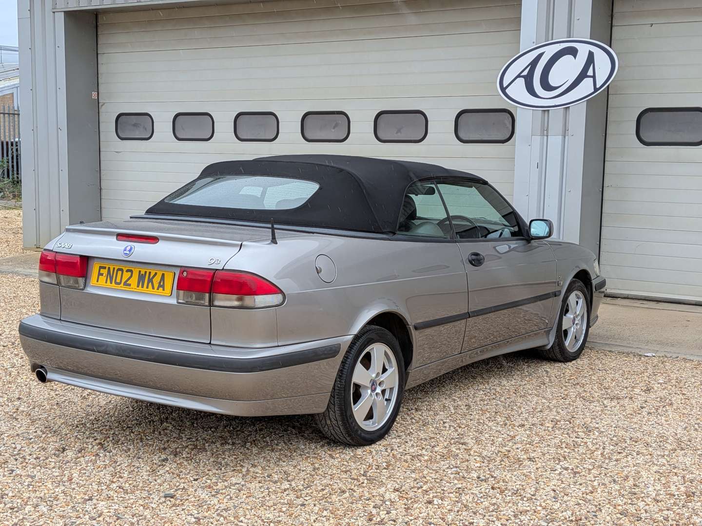 <p>2002 SAAB 9-3 SE TURBO</p>
