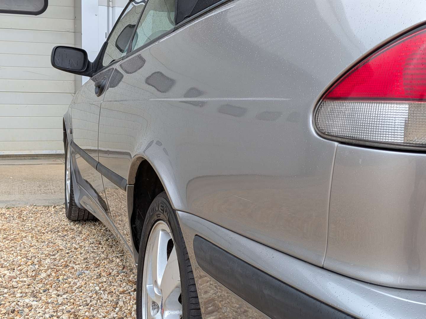 <p>2002 SAAB 9-3 SE TURBO</p>