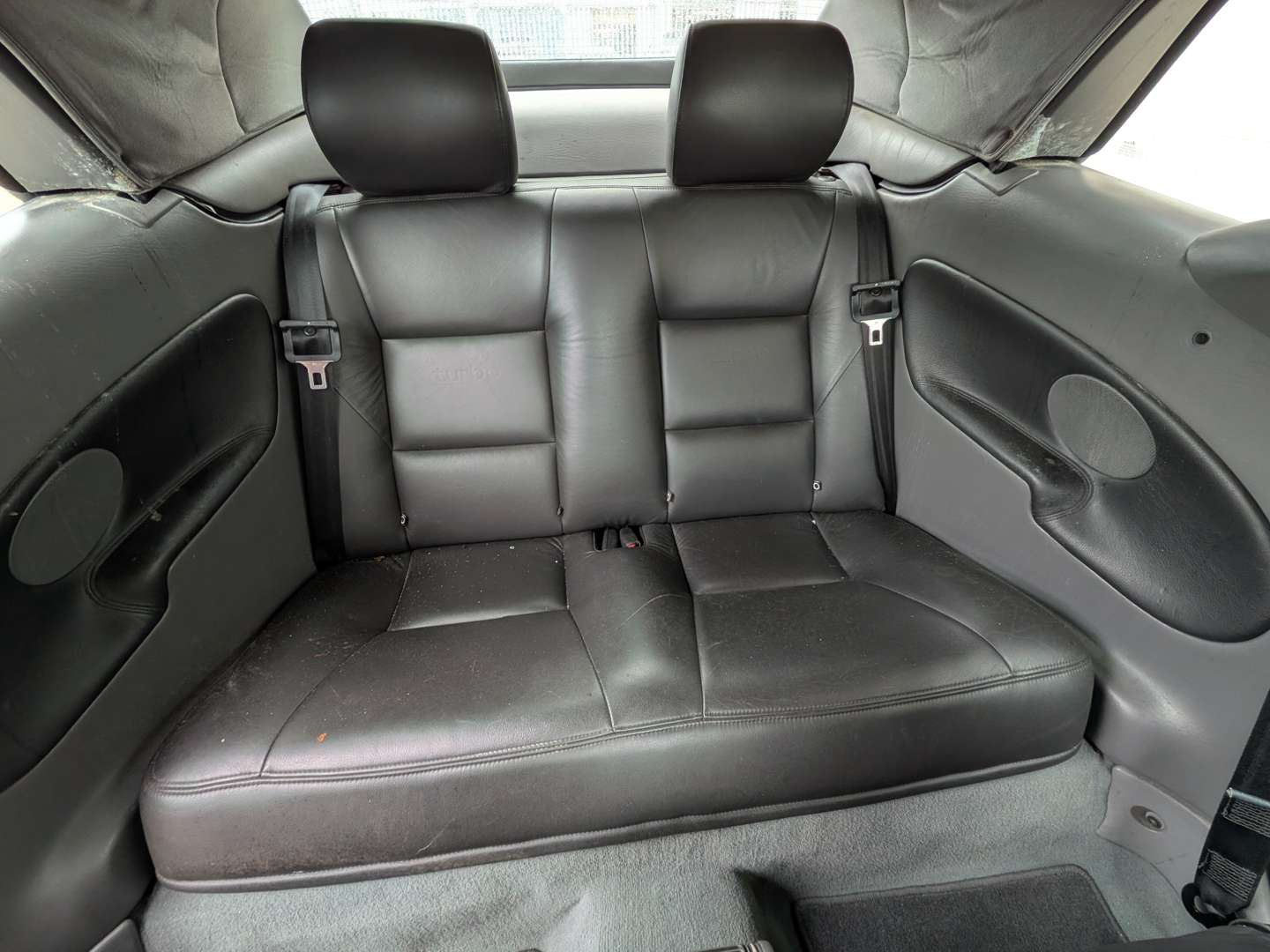 <p>2002 SAAB 9-3 SE TURBO</p>