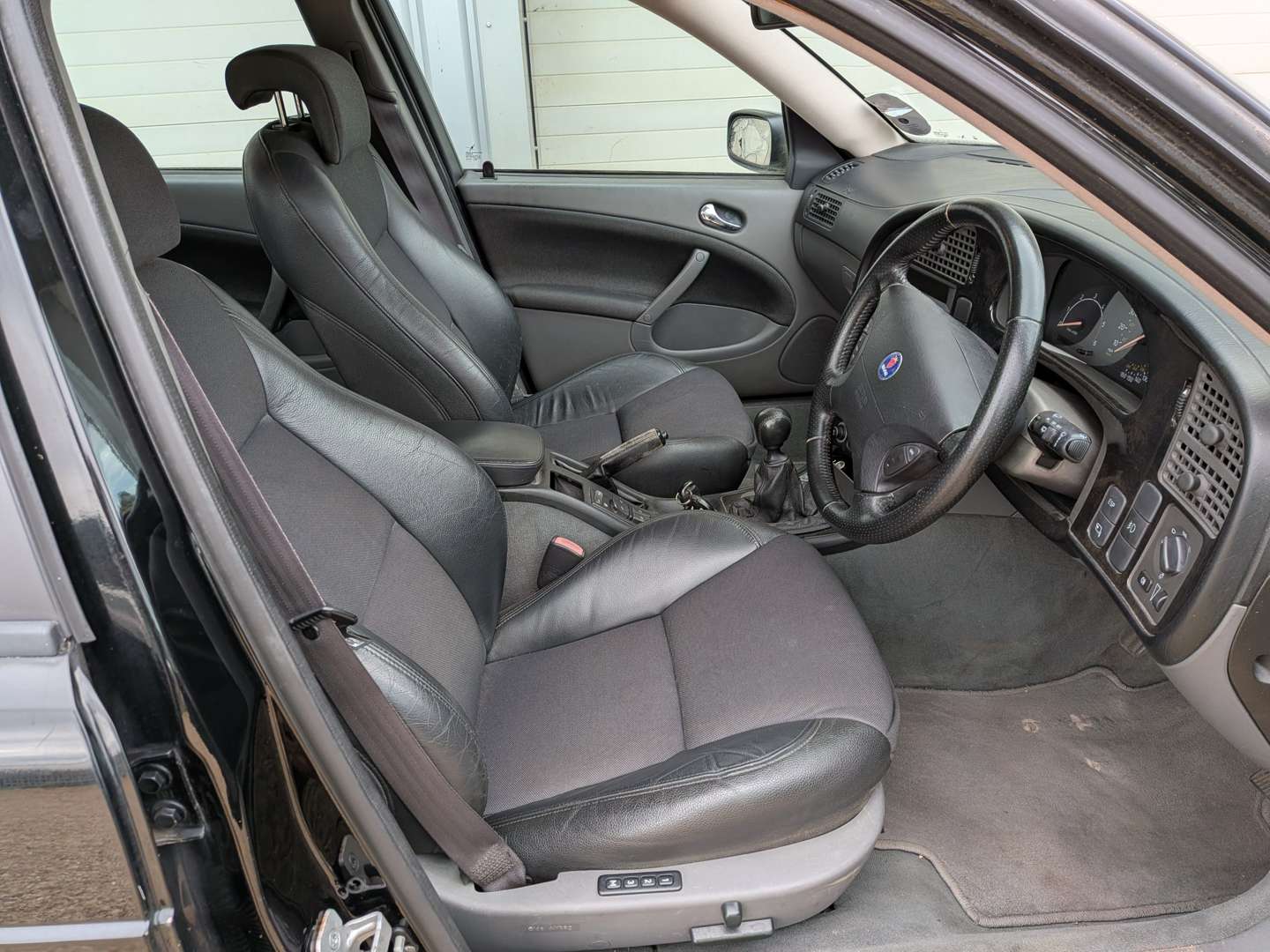 <p>2004 SAAB 9-5 VECTOR SPORT TID</p>