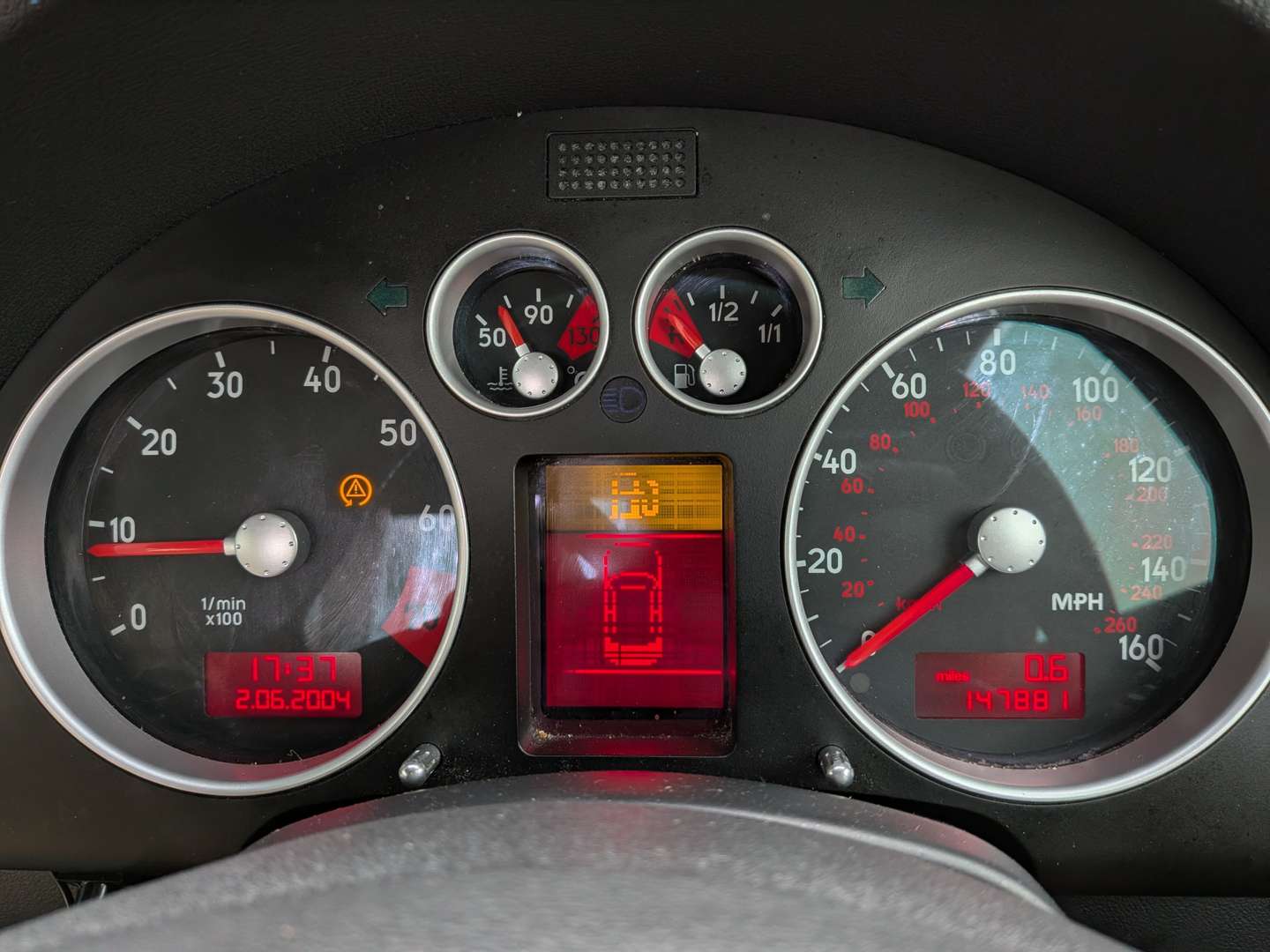 <p>2005 AUDI TT</p>
