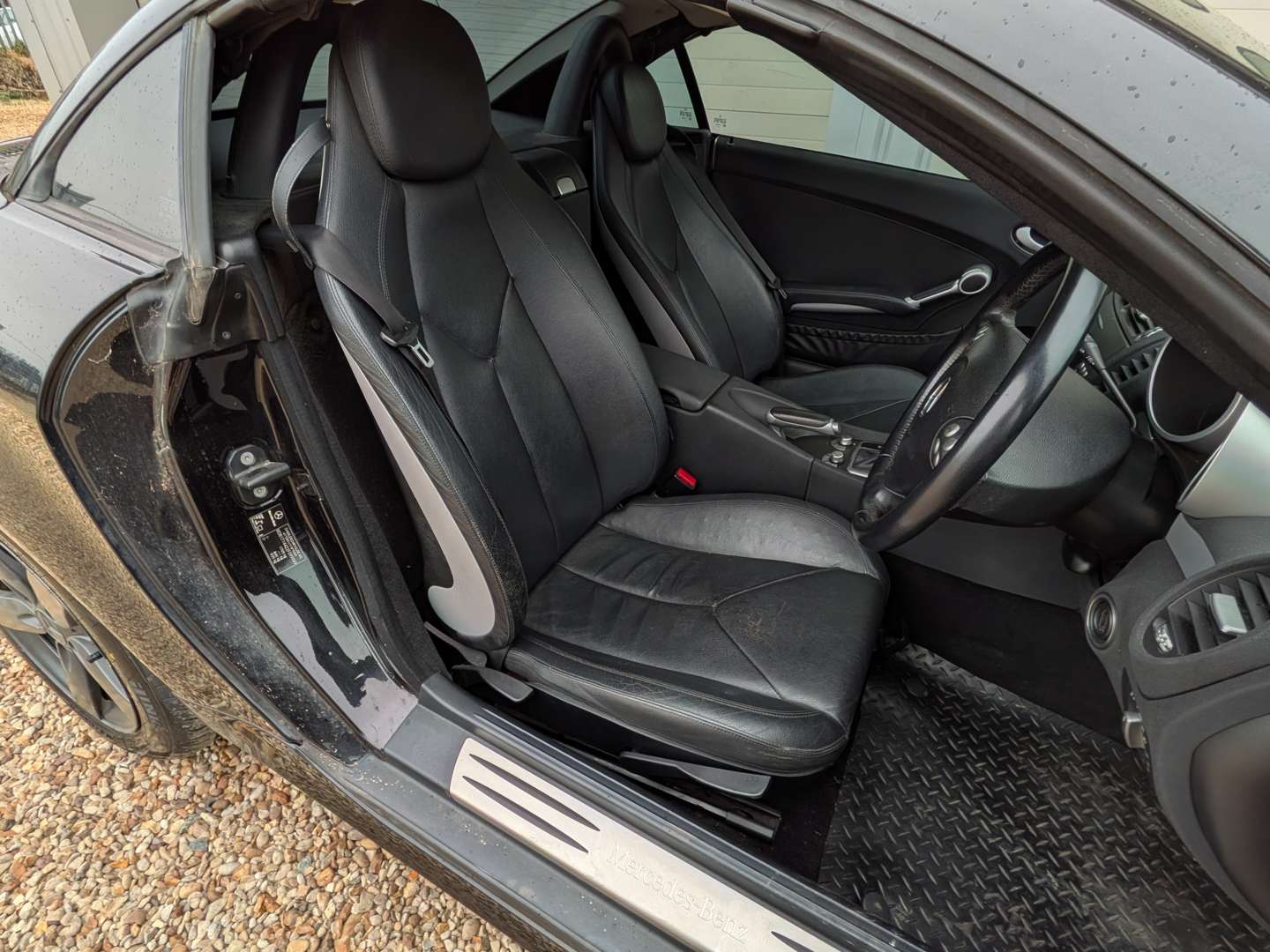<p>2005 MERCEDES SLK 200 KOMPRESSOR R171&nbsp;</p>