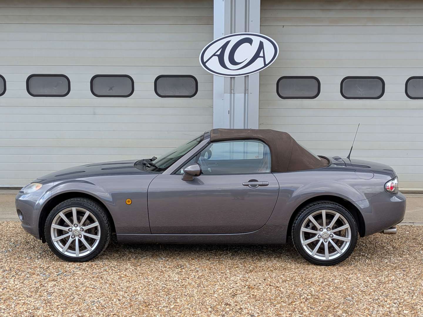 <p>2006 MAZDA MX-5 SPORT</p>