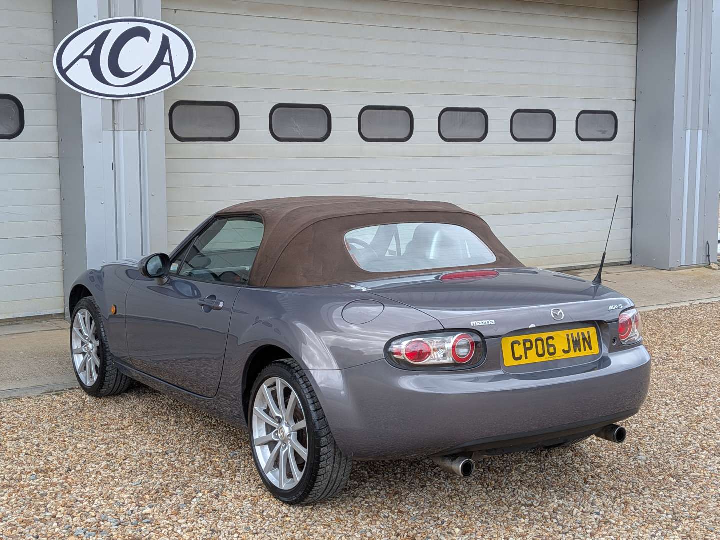 <p>2006 MAZDA MX-5 SPORT</p>