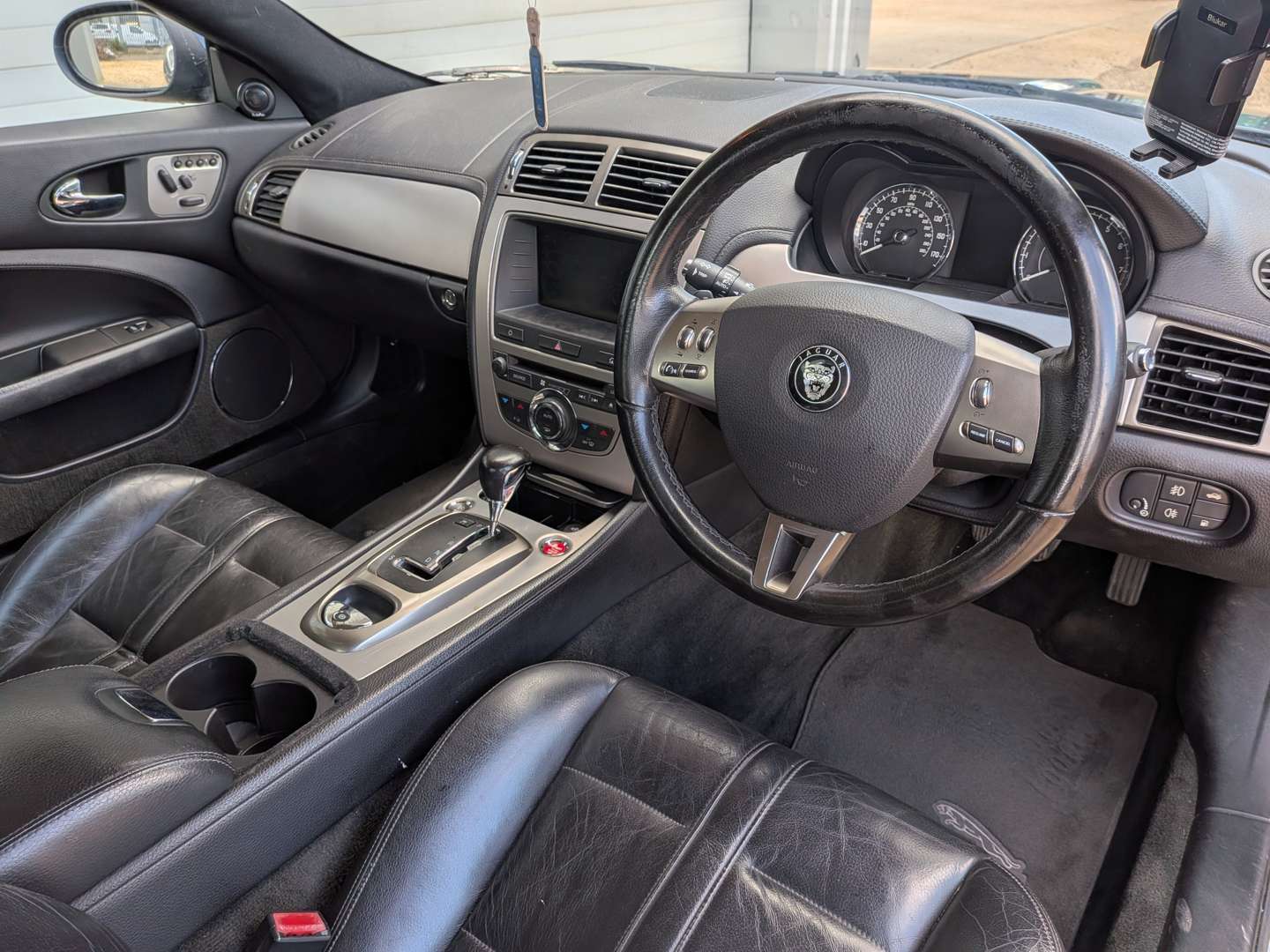 <p>2006 JAGUAR XK AUTO</p>