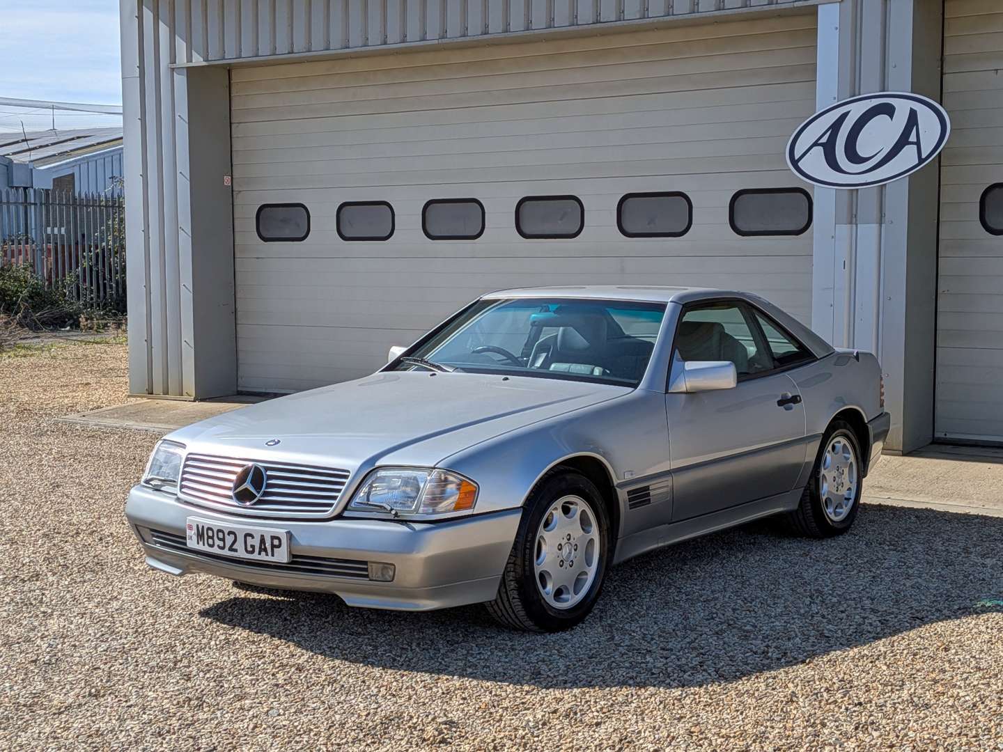<p>1994 MERCEDES SL500 R129 AUTO CONVERTIBLE</p>