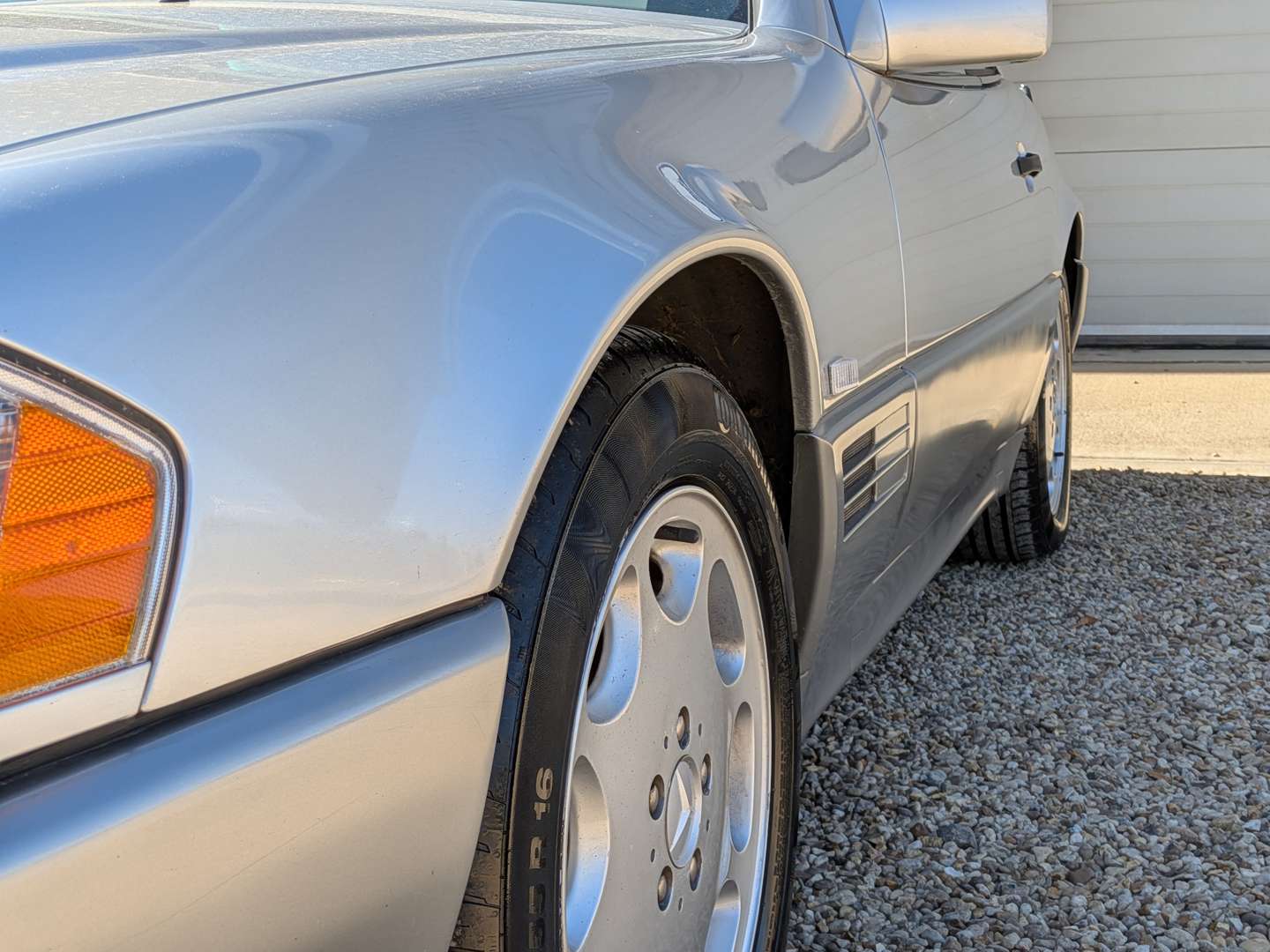 <p>1994 MERCEDES SL500 R129 AUTO CONVERTIBLE</p>