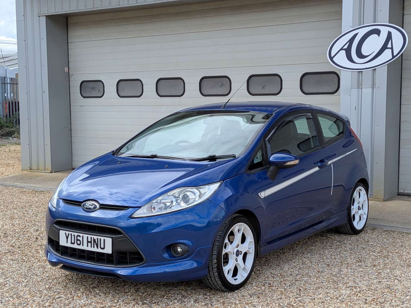 <p>2001 FORD FIESTA S1600</p>