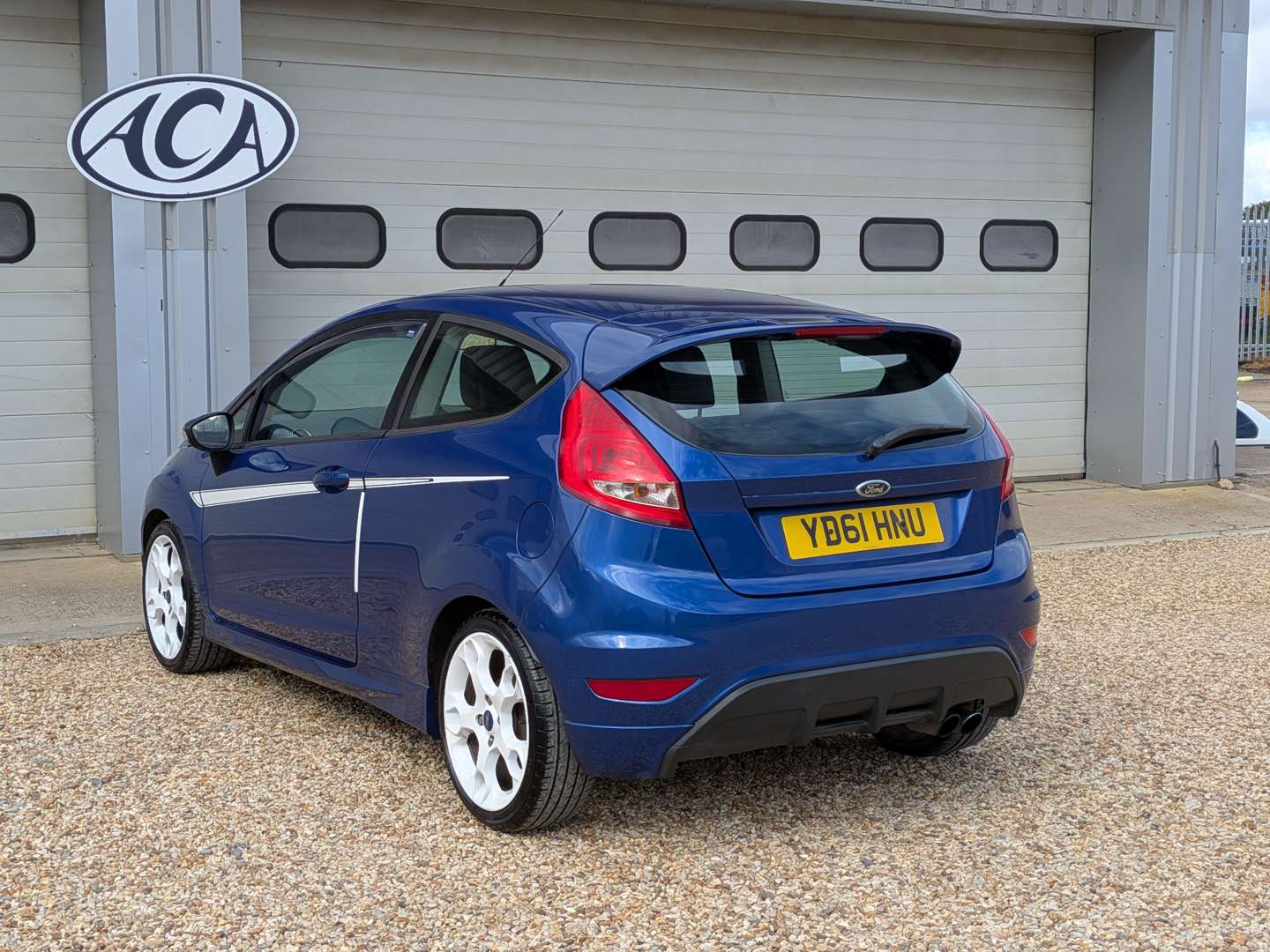 <p>2001 FORD FIESTA S1600</p>