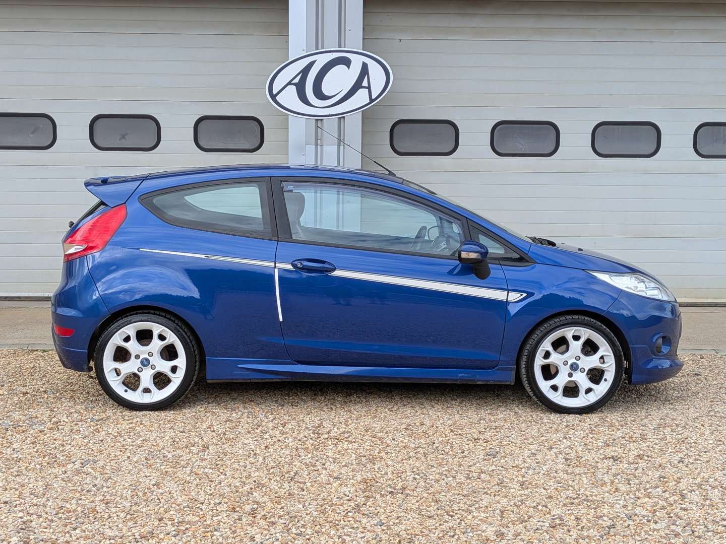 <p>2001 FORD FIESTA S1600</p>