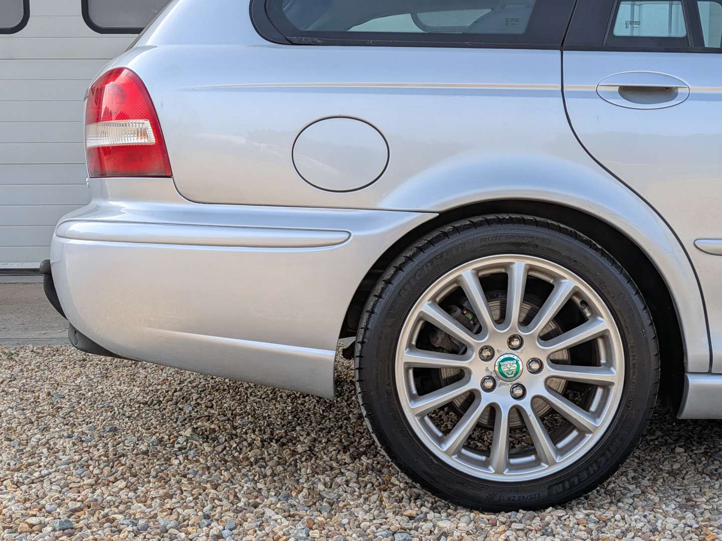 <p>2007 JAGUAR X-TYPE S D</p>