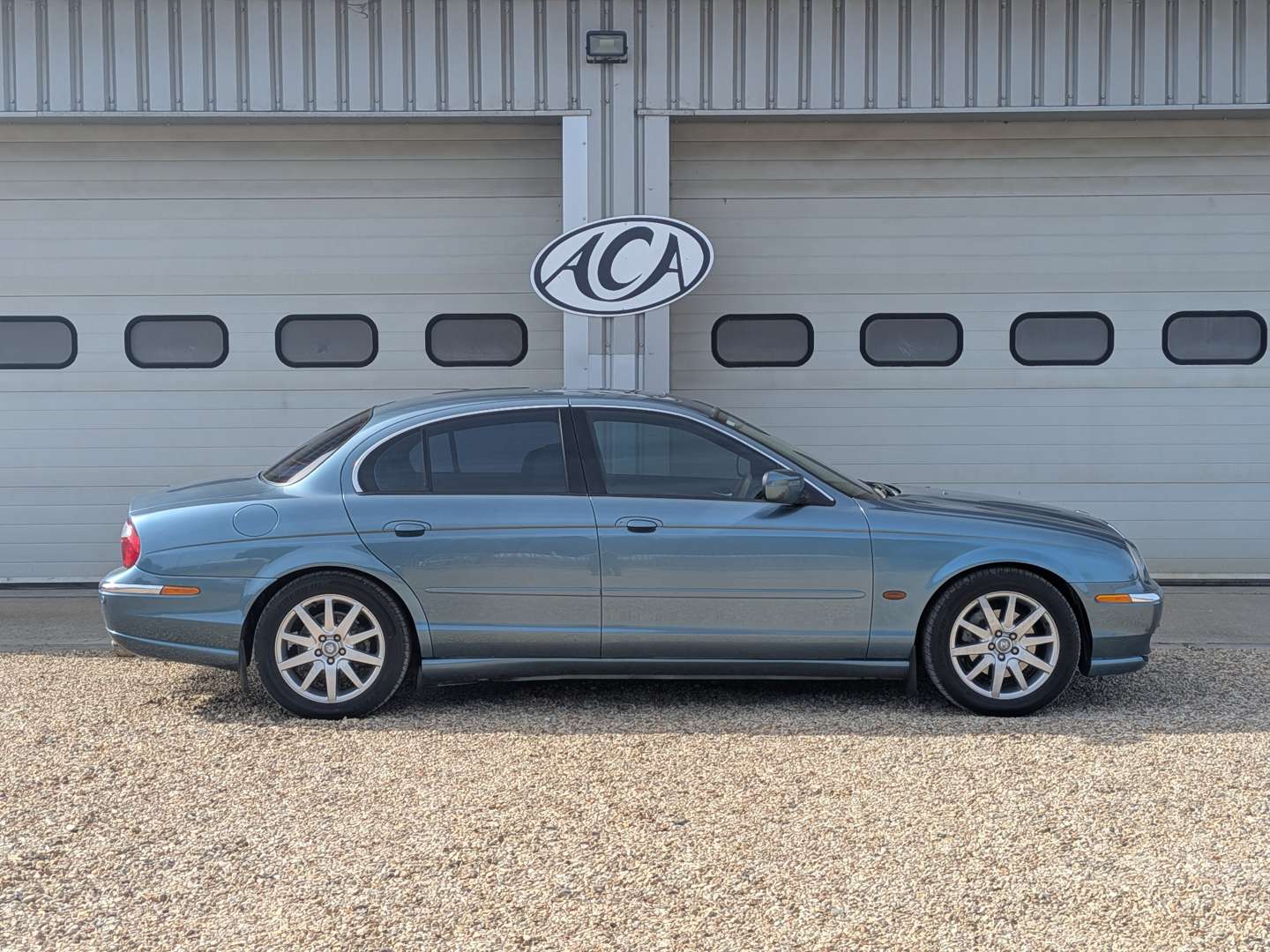 <p>2000 JAGUAR S-TYPE V6 SE AUTO</p>