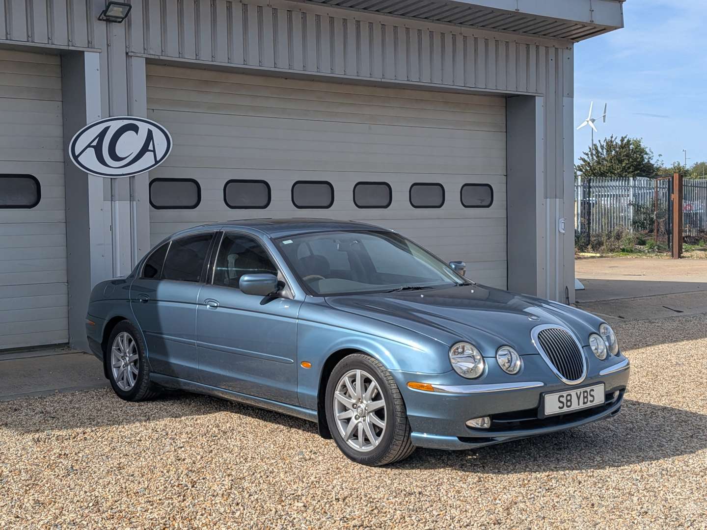<p>2000 JAGUAR S-TYPE V6 SE AUTO</p>