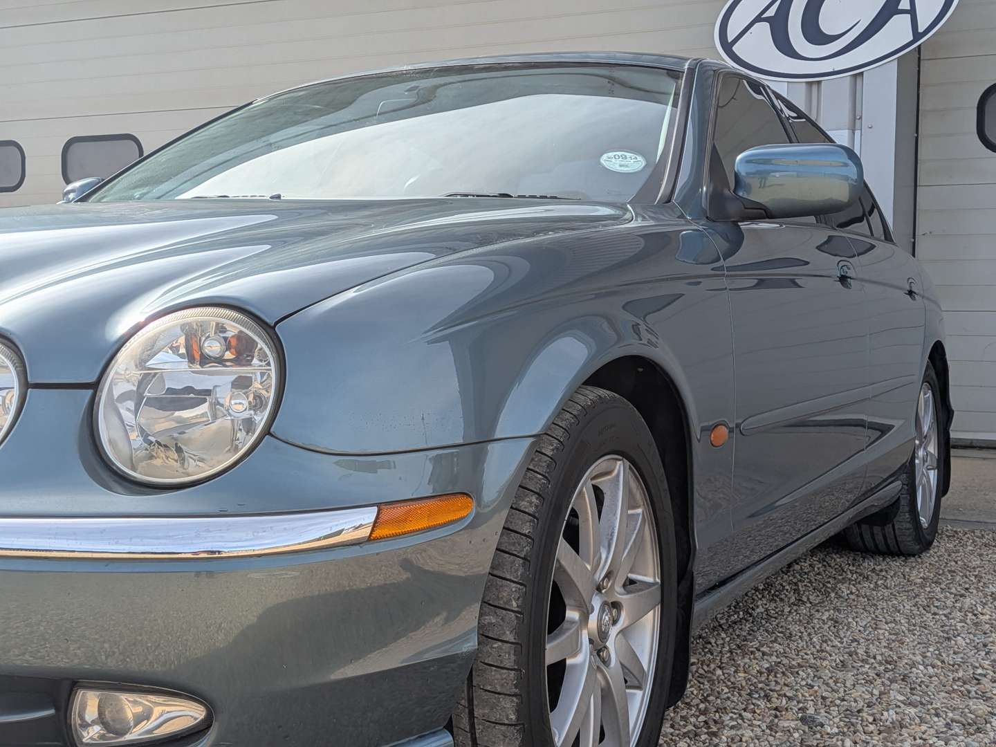 <p>2000 JAGUAR S-TYPE V6 SE AUTO</p>