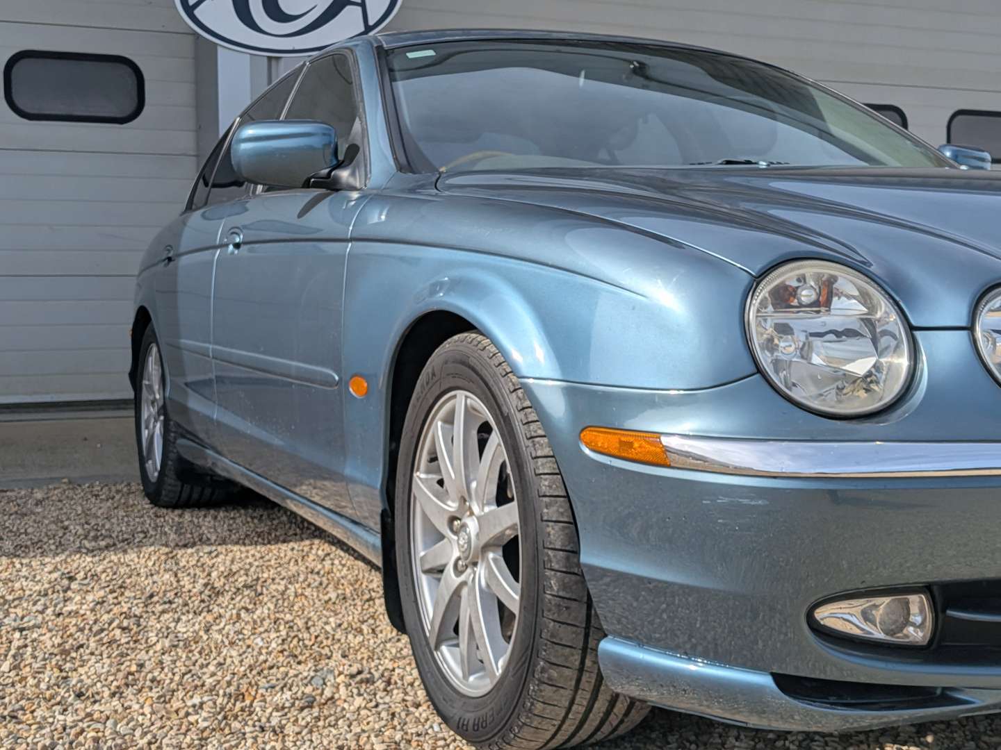 <p>2000 JAGUAR S-TYPE V6 SE AUTO</p>