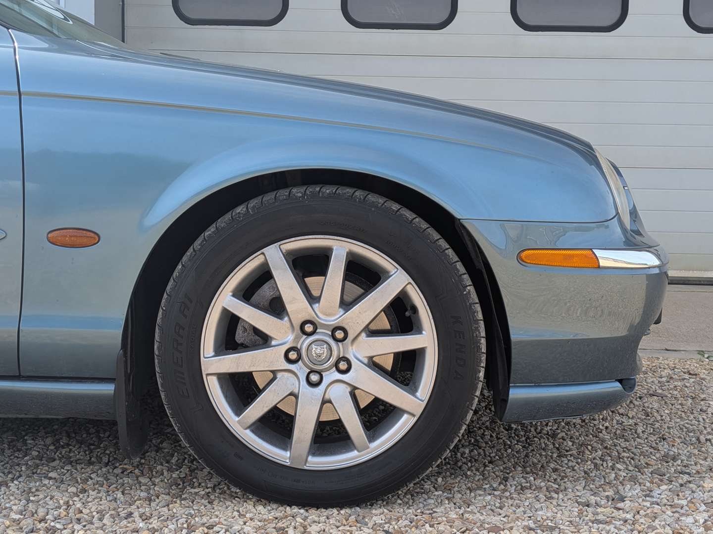 <p>2000 JAGUAR S-TYPE V6 SE AUTO</p>