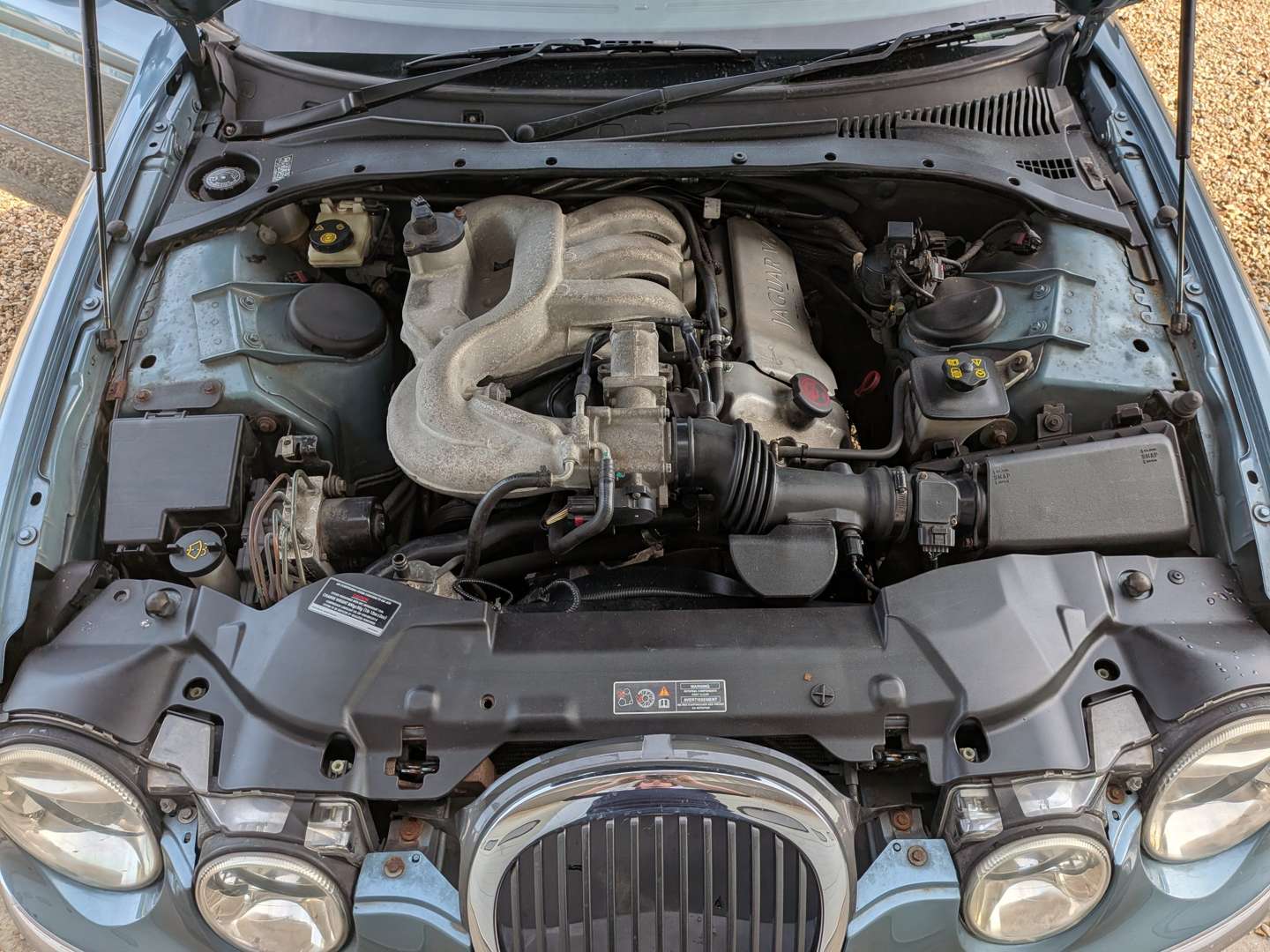 <p>2000 JAGUAR S-TYPE V6 SE AUTO</p>