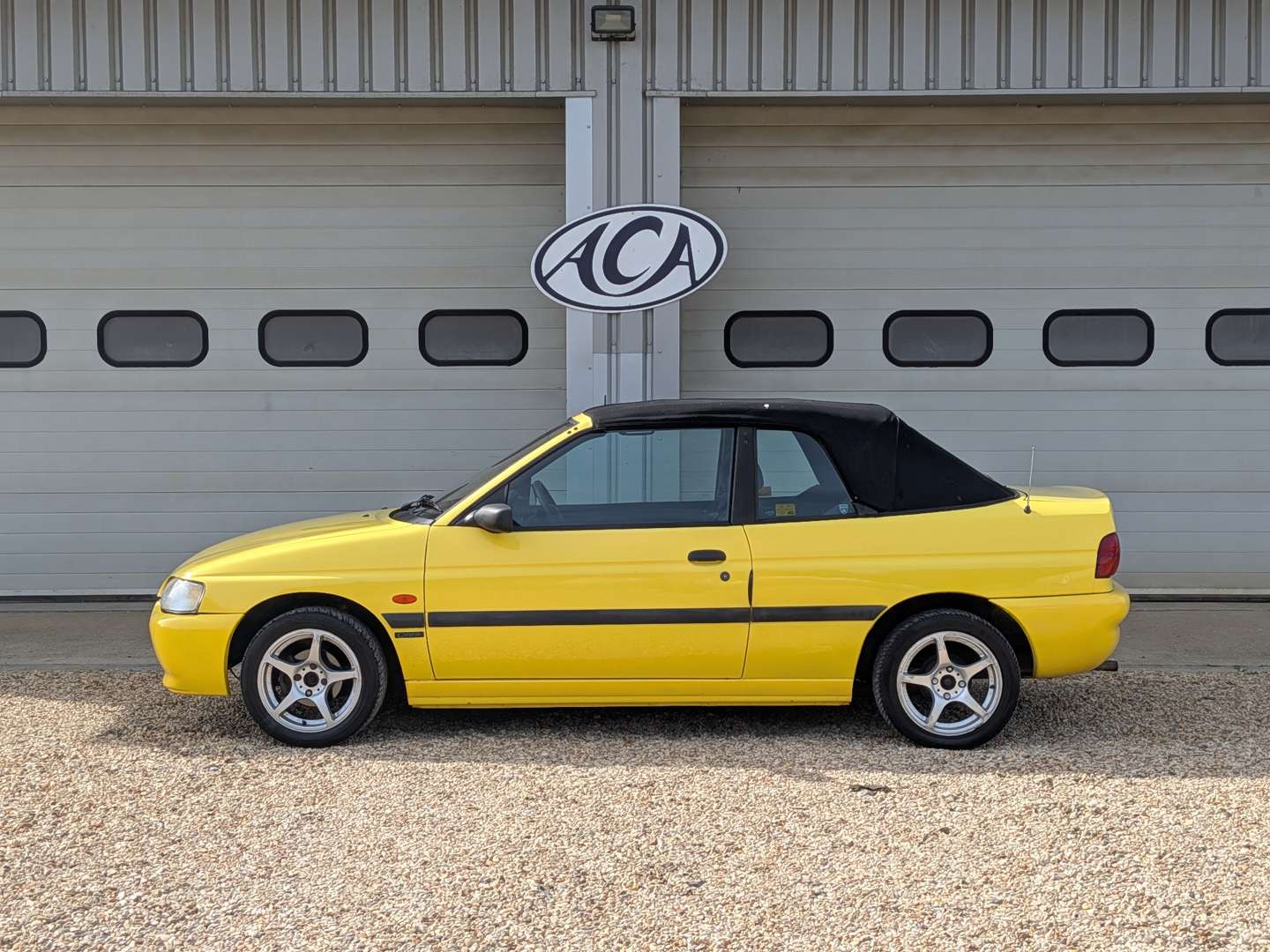 <p>1996 FORD ESCORT CALYPSO CABRIOLET</p>