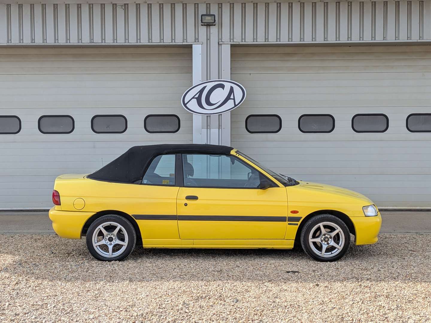 <p>1996 FORD ESCORT CALYPSO CABRIOLET</p>