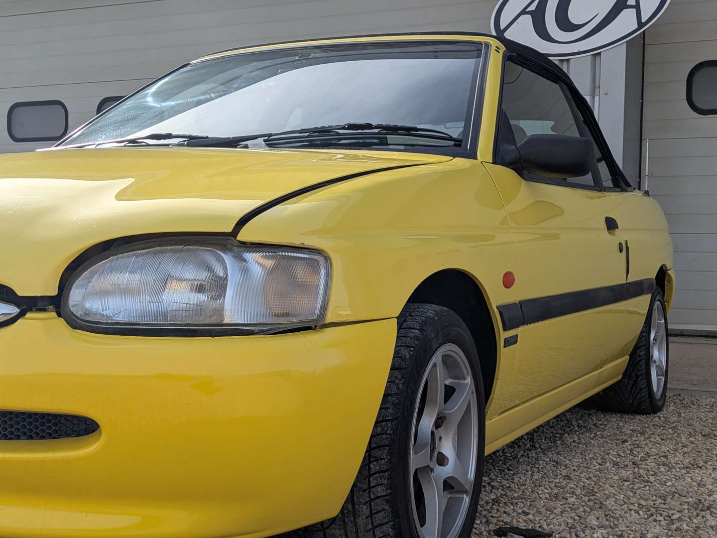 <p>1996 FORD ESCORT CALYPSO CABRIOLET</p>