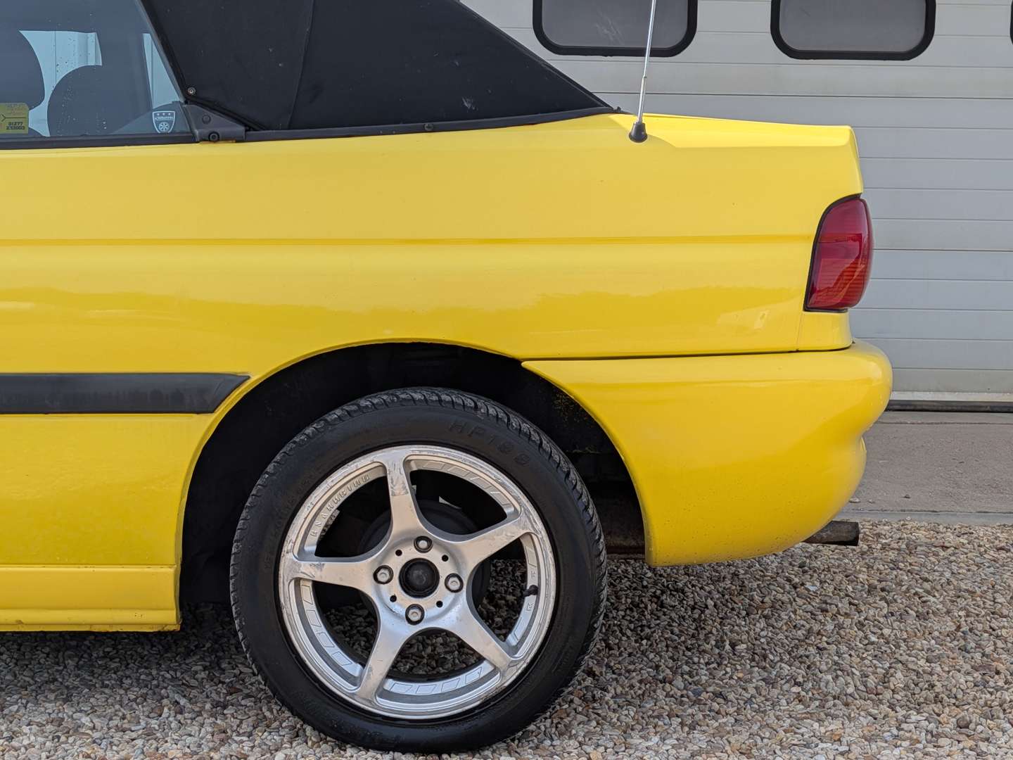 <p>1996 FORD ESCORT CALYPSO CABRIOLET</p>