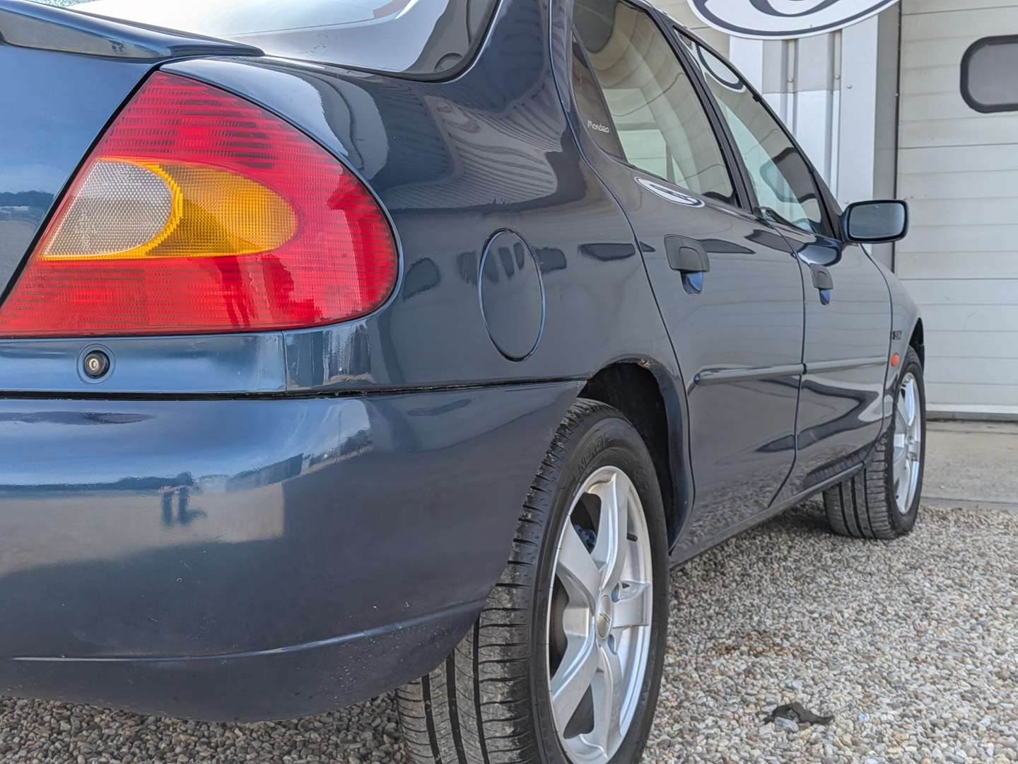<p>2000 FORD MONDEO ZETEC</p>