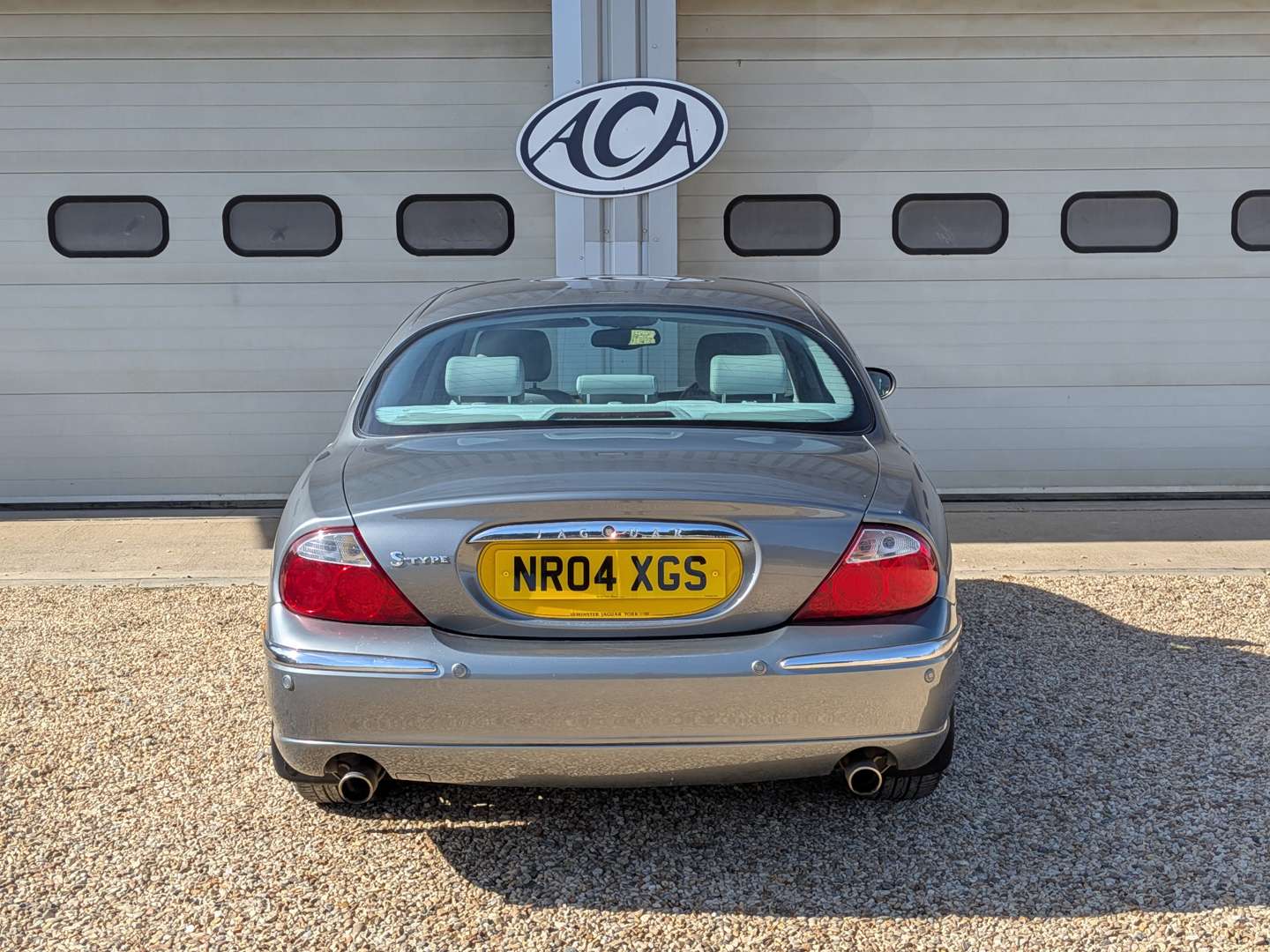 <p>2004 JAGUAR S-TYPE V6 SE AUTO</p>