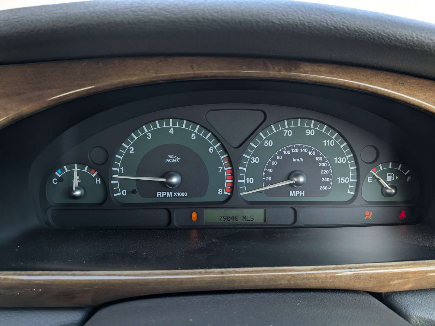 <p>2004 JAGUAR S-TYPE V6 SE AUTO</p>