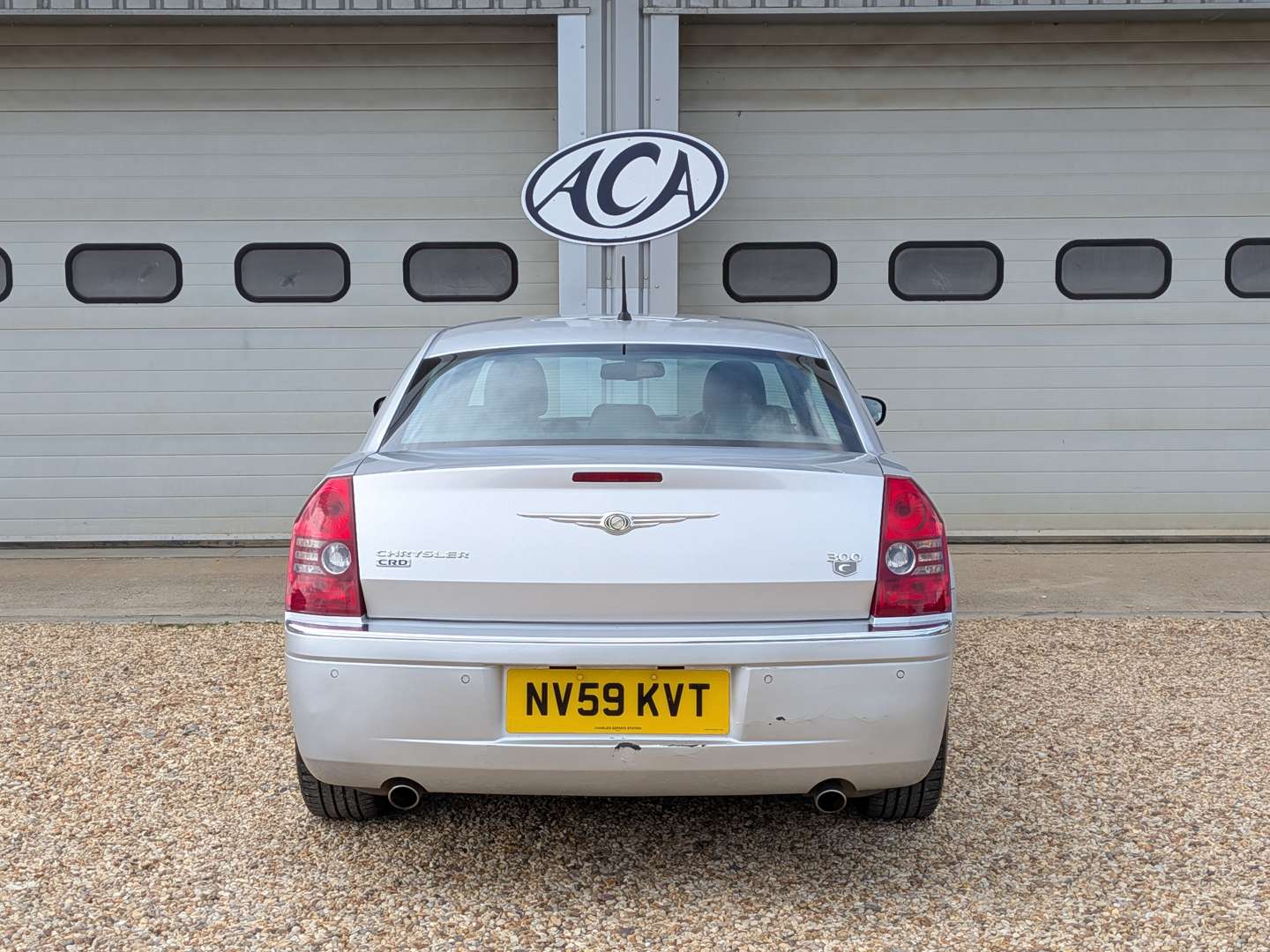 <p>2009 CHRYSLER 300C CRD AUTO</p>