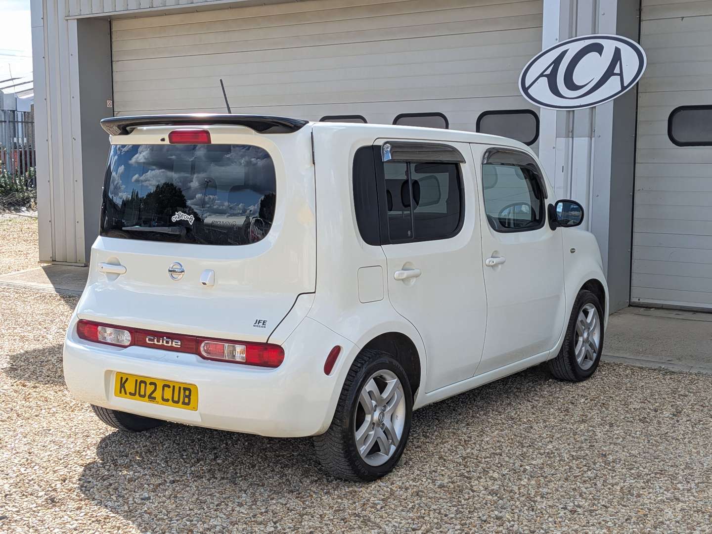 <p>2010 NISSAN CUBE KAIZEN CVT</p>
