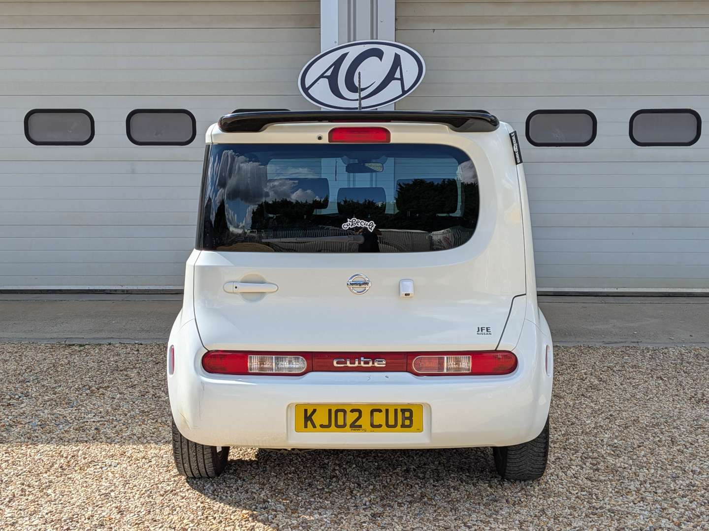 <p>2010 NISSAN CUBE KAIZEN CVT</p>