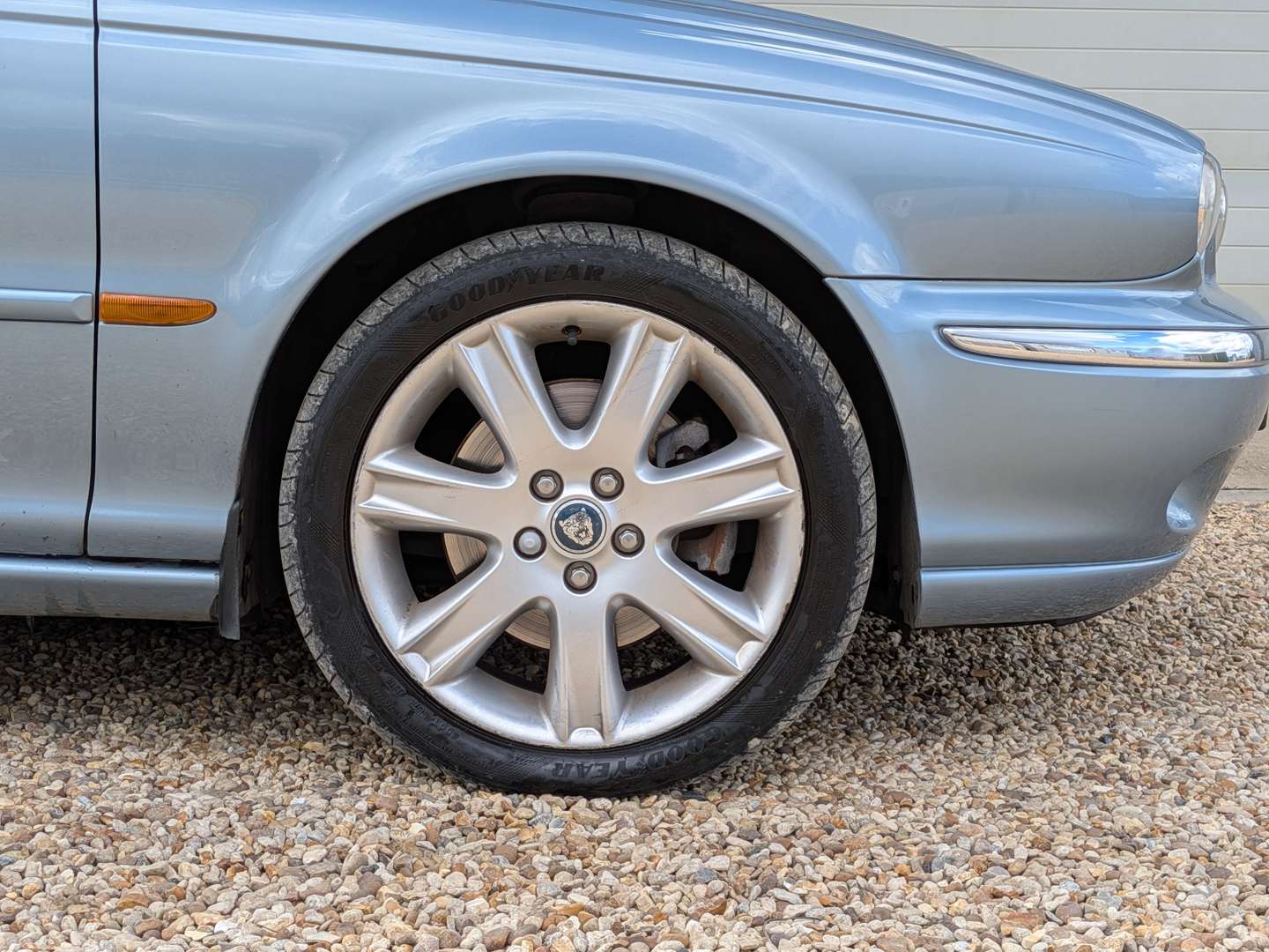 <p>2003 JAGUAR X-TYPE V6 SE AUTO</p>