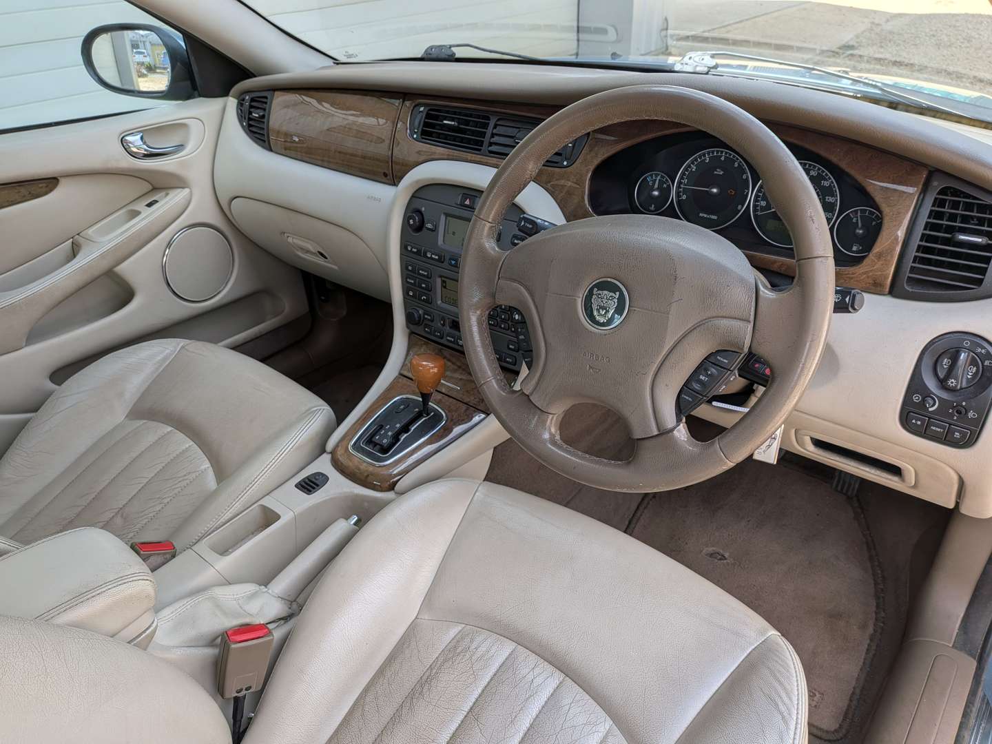 <p>2003 JAGUAR X-TYPE V6 SE AUTO</p>