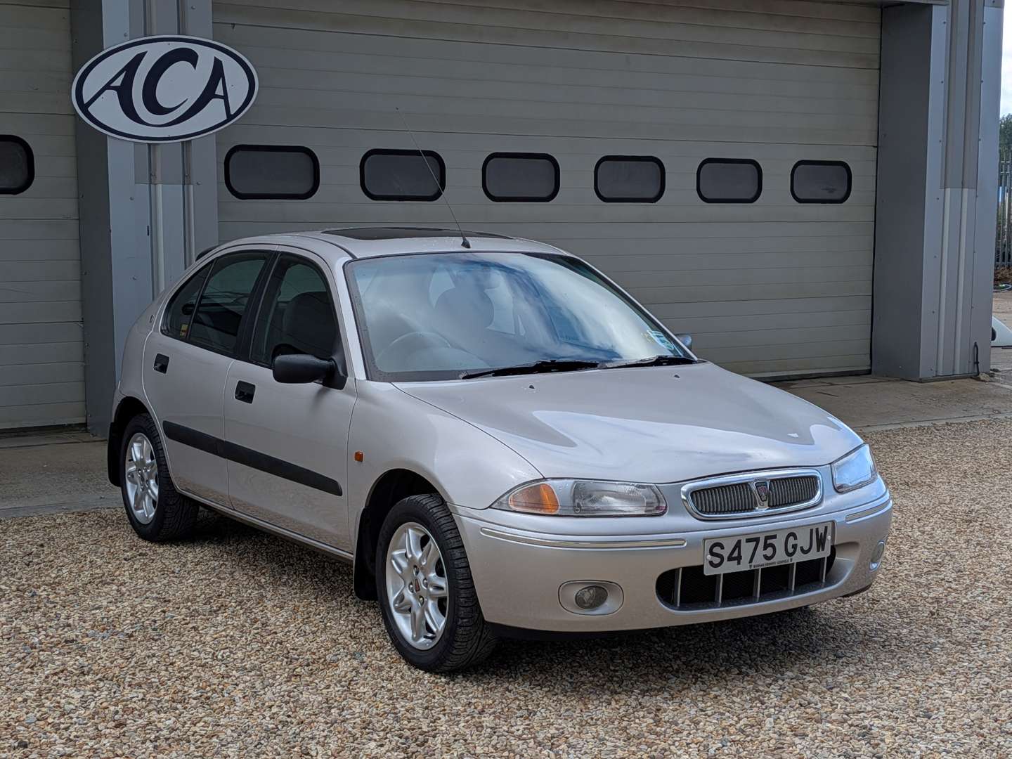<p>1998 ROVER 216 SLI</p>
