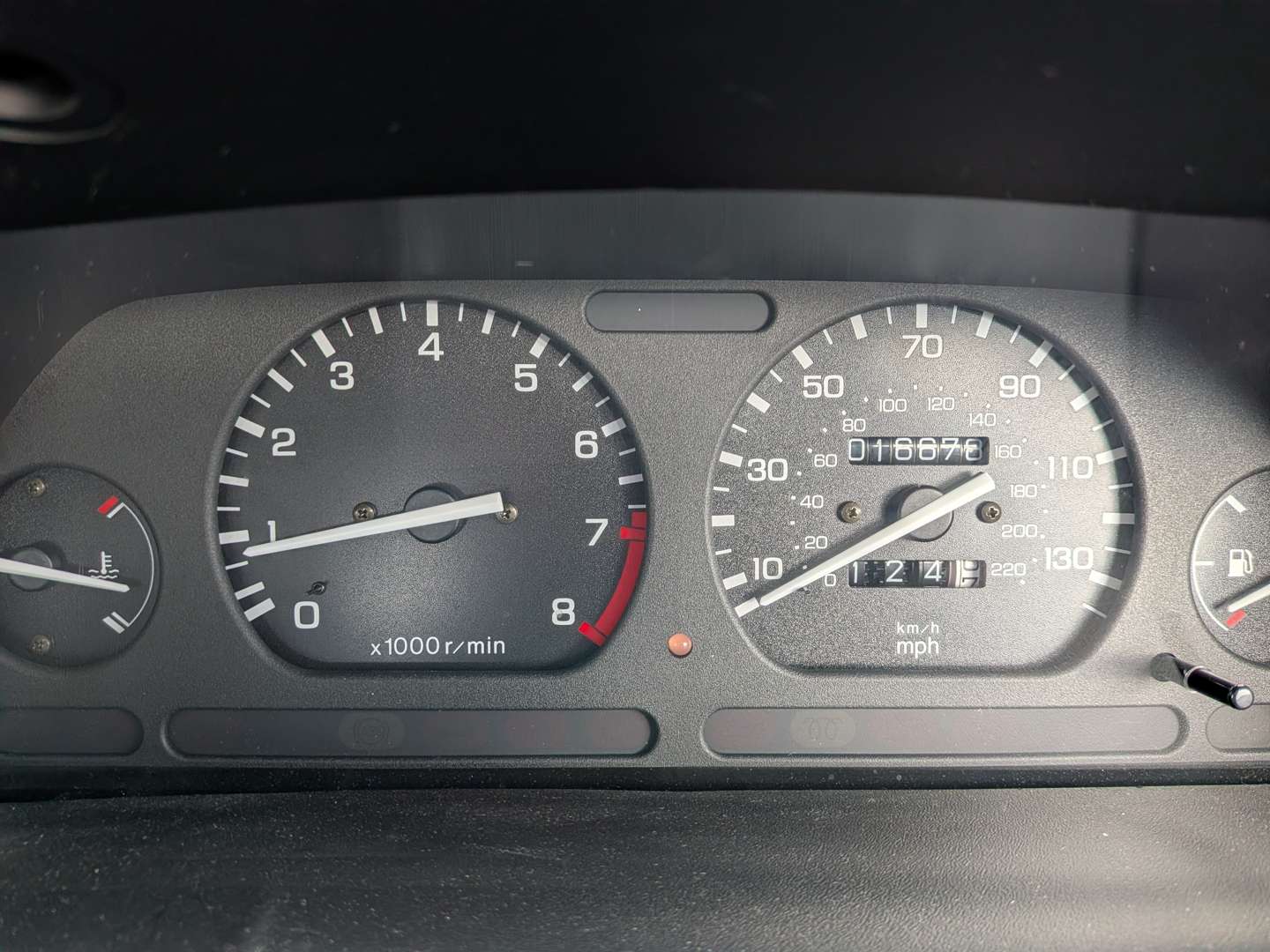 <p>1998 ROVER 216 SLI</p>
