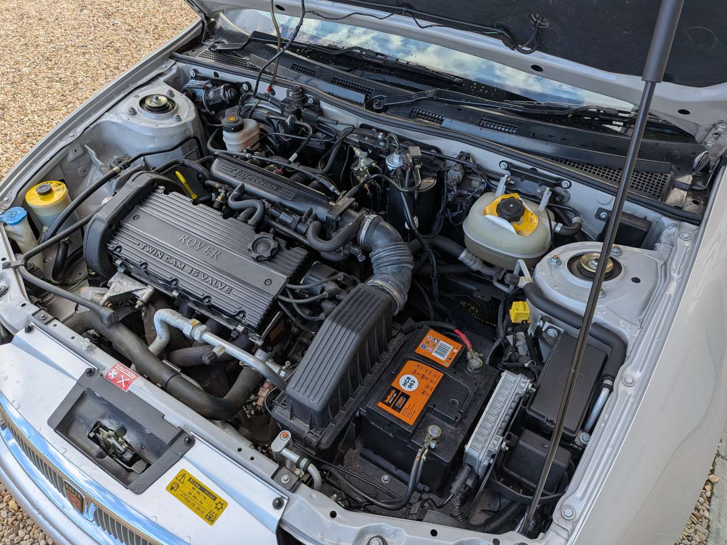 <p>1998 ROVER 216 SLI</p>