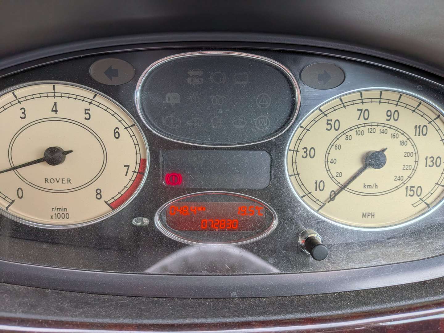 <p>2002 ROVER 75 CLUB SE</p>