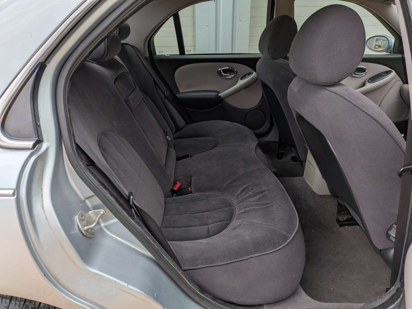 <p>2002 ROVER 75 CLUB SE</p>