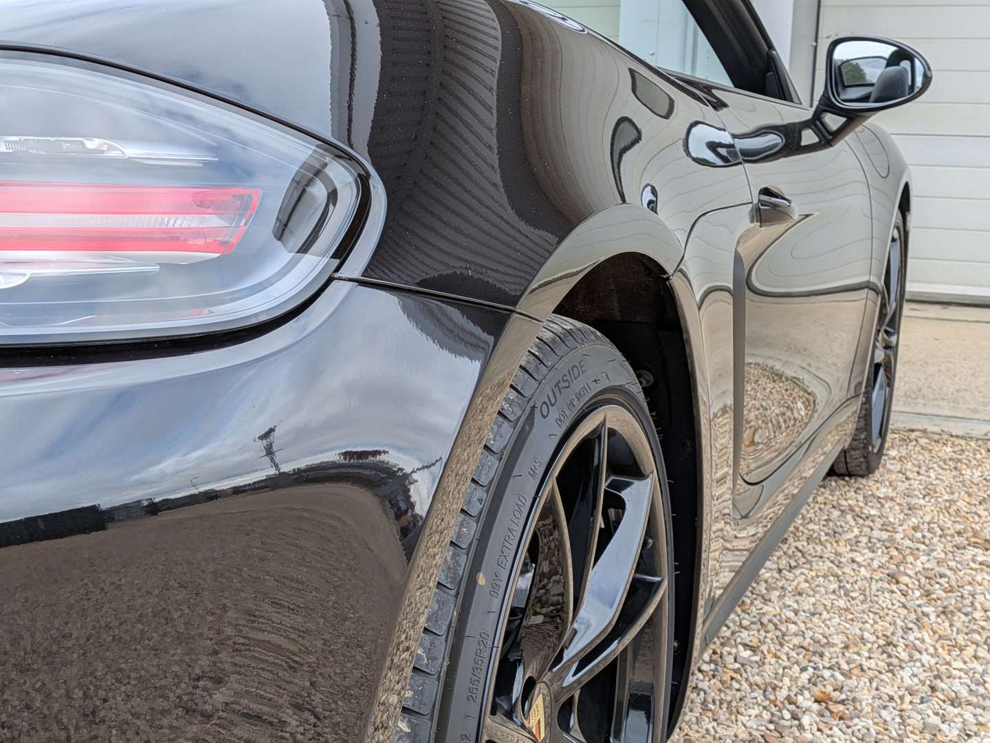 <p>2017 PORSCHE 718 BOXSTER</p>