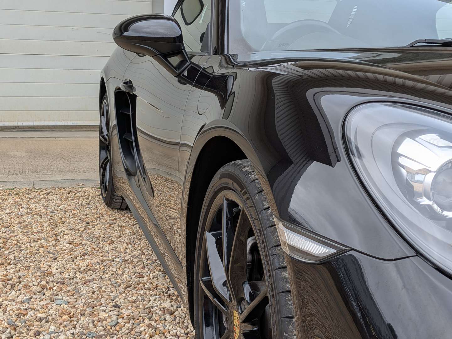 <p>2017 PORSCHE 718 BOXSTER</p>